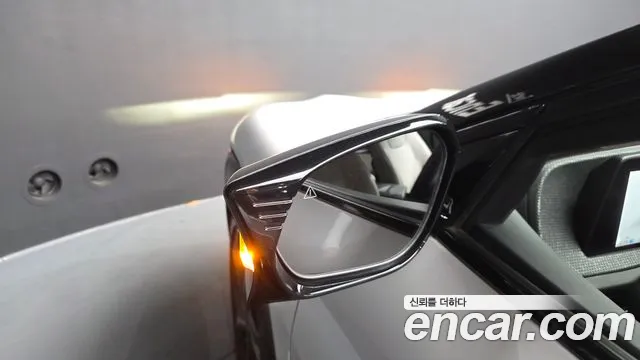 Kia EV6 — Фото автомобиля 22