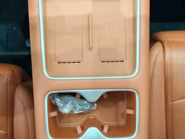 BYD FangChengBao Titanium 7 — Фото автомобиля 13