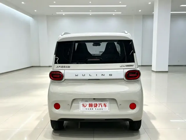 Wuling Hongguang Mini EV — Фото автомобиля 9