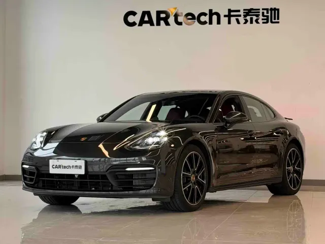 Фотография автомобиля — Porsche Panamera