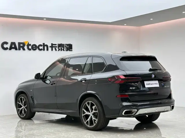 BMW X5 — Фото автомобиля 3