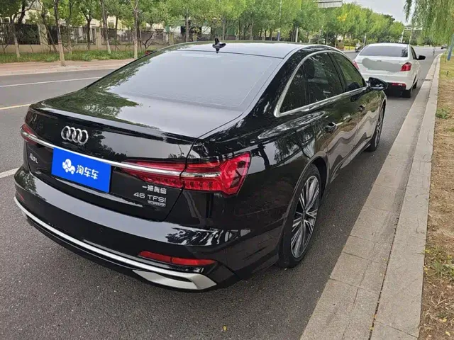 Audi A6L — Фото автомобиля 3