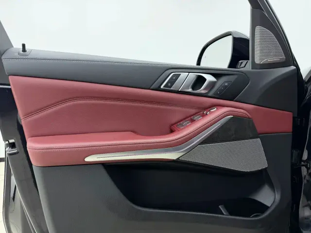 BMW X5 — Фото автомобиля 12