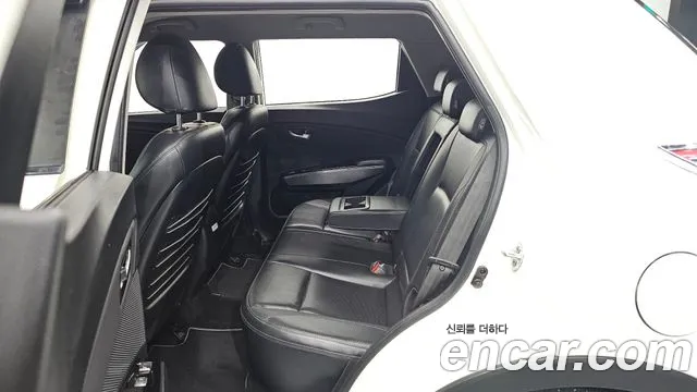 KG_Mobility_Ssangyong TIBOLI Very New Tivoli Бензин 1.5 2WD — Фото автомобиля 12