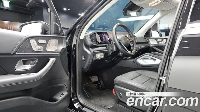 Mercedes-Benz GLE-Class — Фото автомобиля 8