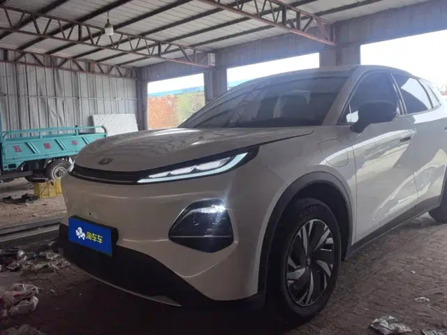 Changan Qiyuan Q05 — Фото автомобиля 2