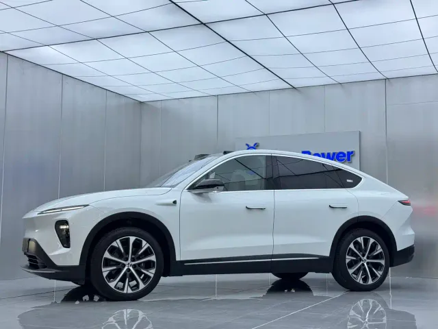 Nio EC7 — Фото автомобиля 4