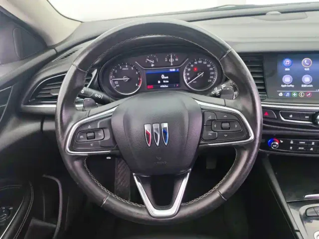 Buick Regal — Фото автомобиля 15
