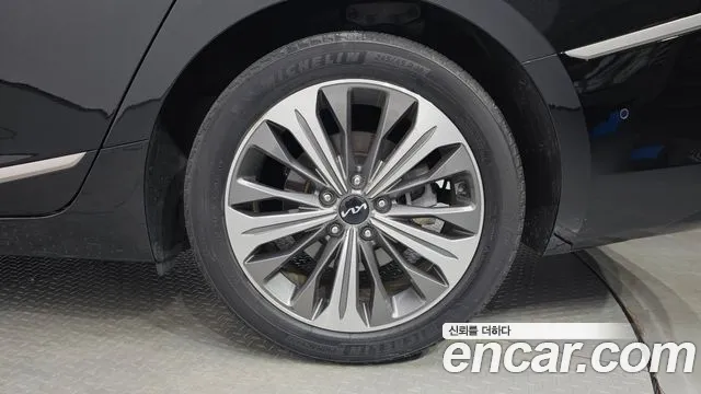 Kia K8 Signature — Фото автомобиля 21
