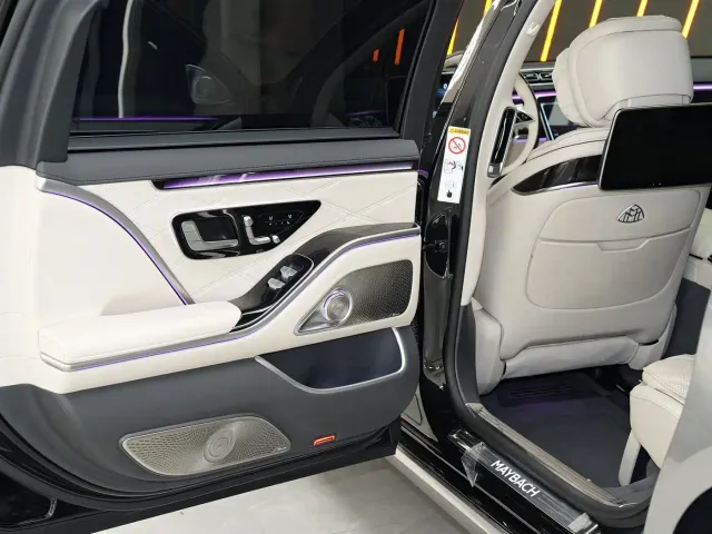 Mercedes-Benz Maybach S-Class — Фото автомобиля 14