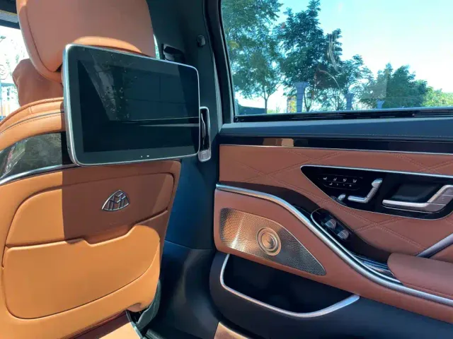 Mercedes-Benz Maybach S-Class — Фото автомобиля 15