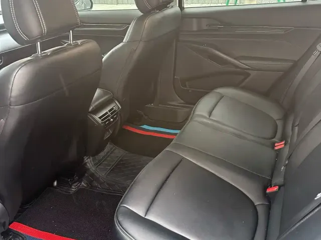 Ford Mondeo — Фото автомобиля 8