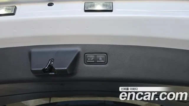 Hyundai Santa Fe MX5 — Фото автомобиля 22
