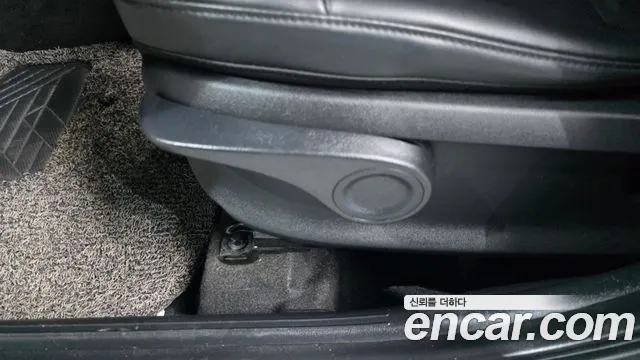 Hyundai Casper Casper Turbo Essential — Фото автомобиля 18