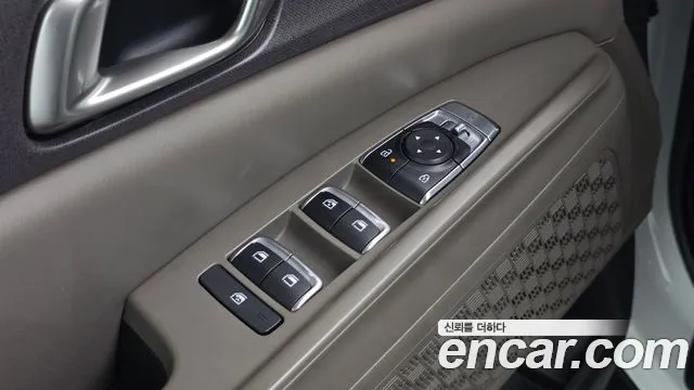 Kia Carnival 4th Gen — Фото автомобиля 30