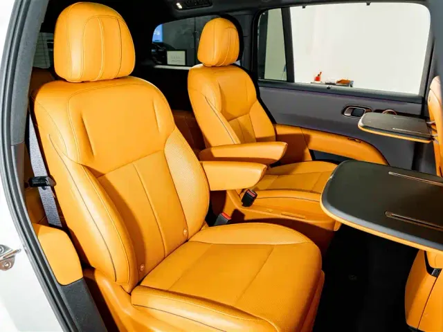 Li Auto Li i8 2025 Standard Edition — Фото автомобиля 24