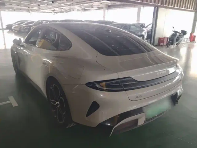 Xiaomi SU7 — Фото автомобиля 4