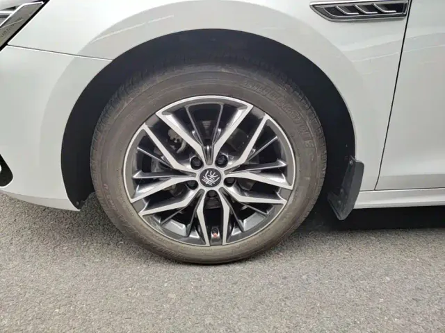 BYD Qin PLUS — Фото автомобиля 22
