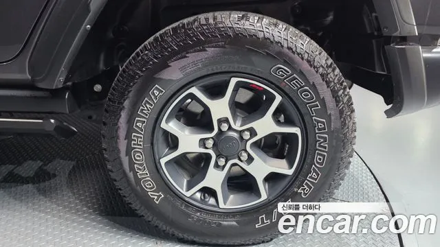 Jeep Wrangler JL — Фото автомобиля 21