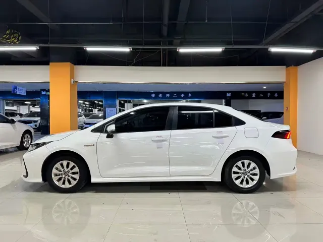 Toyota Corolla — Фото автомобиля 15