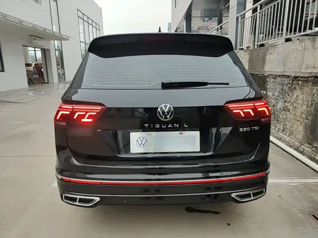 Volkswagen Tiguan L — Фото автомобиля 5