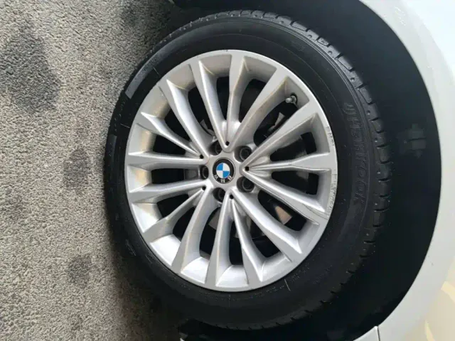 BMW 5 Series — Фото автомобиля 22