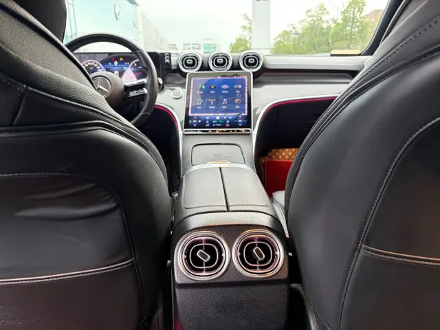 Mercedes-Benz C-Class — Фото автомобиля 11