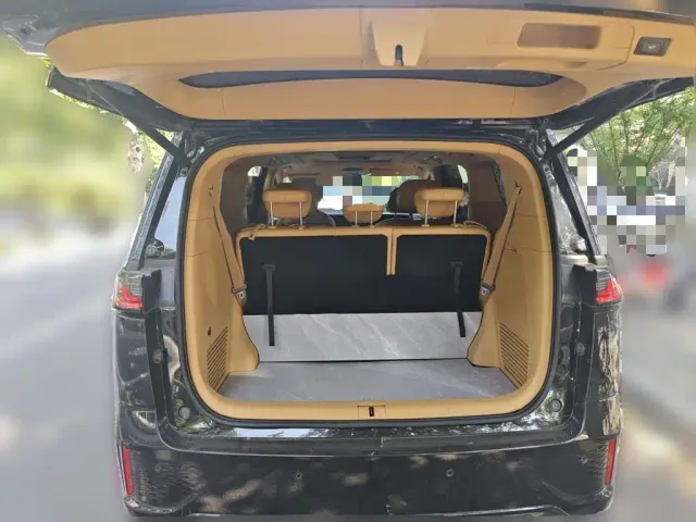 Voyah Auto Voyah Dreamer 2022 Low Carbon Edition Home — Фото автомобиля 15