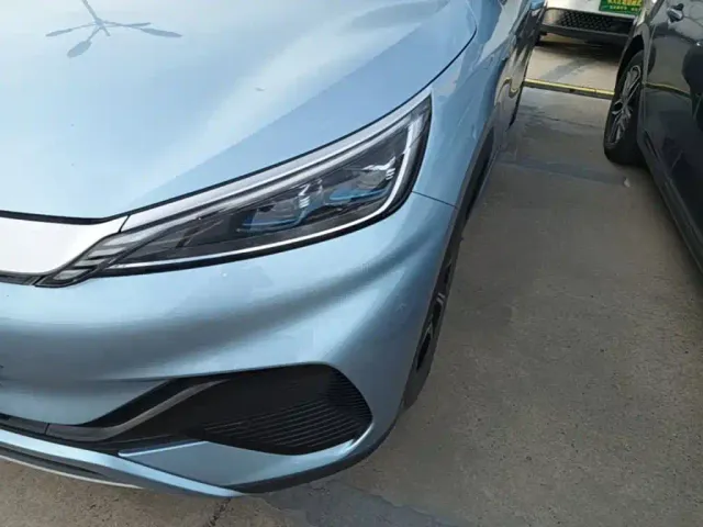 BYD Yuan PLUS — Фото автомобиля 23
