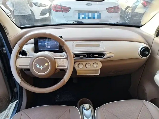 Wuling Hongguang Mini EV — Фото автомобиля 5