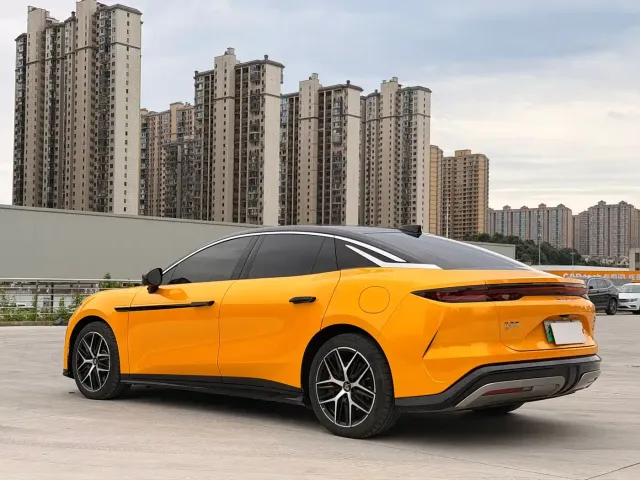 BYD Han L — Фото автомобиля 5