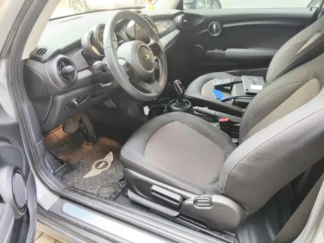 MINI MINI 2022 Facelift 1.5T ONE — Фото автомобиля 8