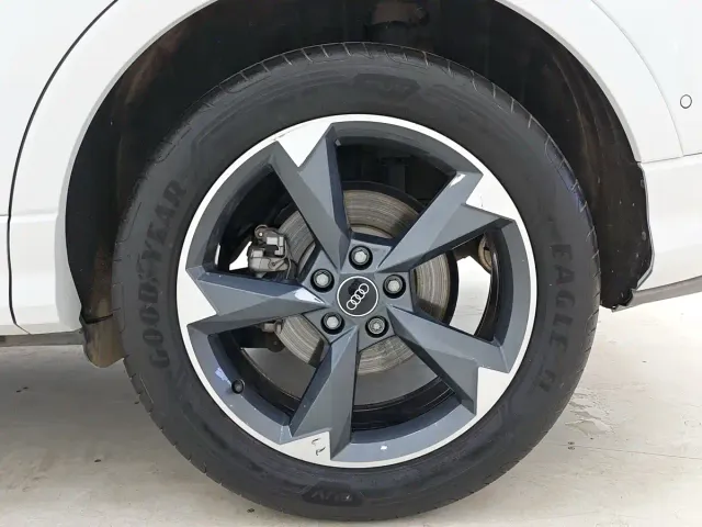 Audi Q3 — Фото автомобиля 15