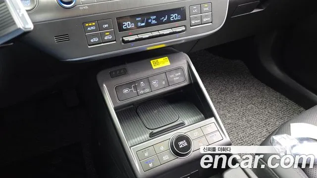 Hyundai Kona — Фото автомобиля 23