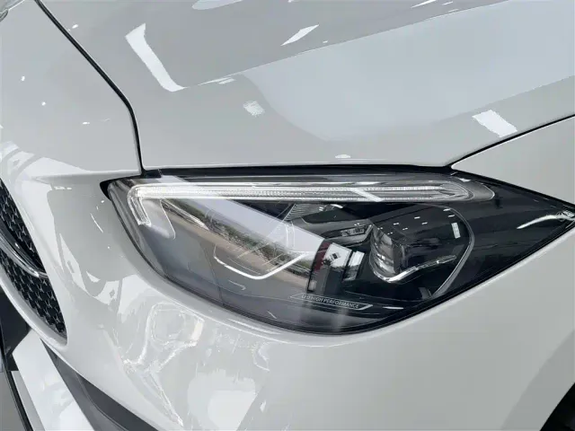 Mercedes-Benz C-Class — Фото автомобиля 9