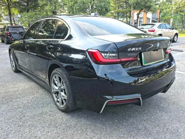 BMW i3 — Фото автомобиля 4