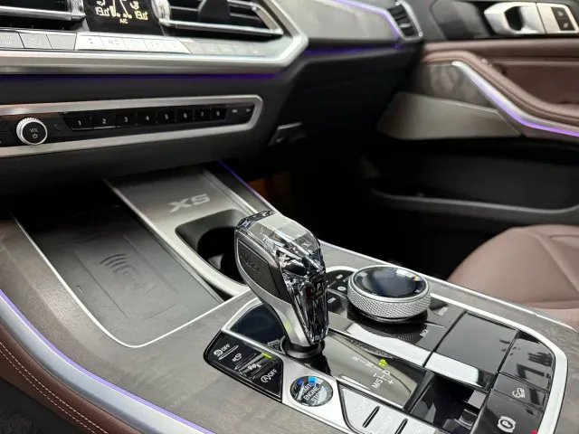 BMW X5 — Фото автомобиля 11