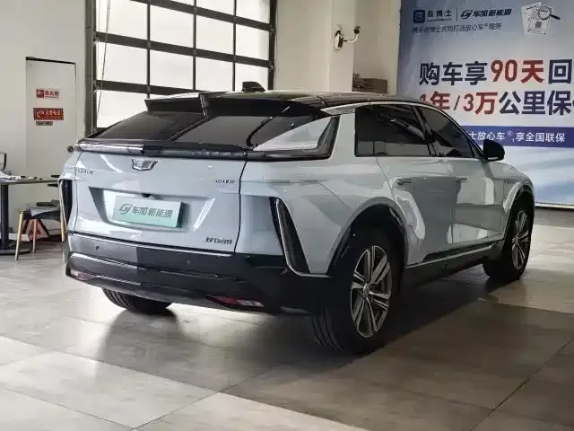 Cadillac Lyriq — Фото автомобиля 9