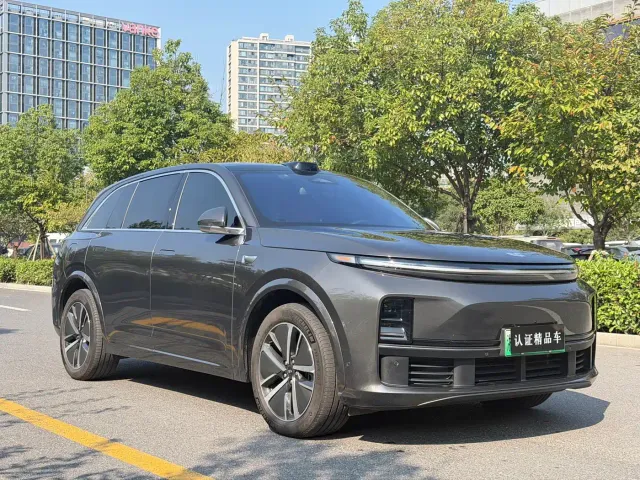 Li Auto L7 — Фото автомобиля 3