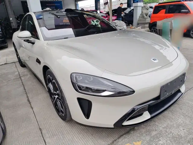 Xiaomi SU7 — Фото автомобиля 3