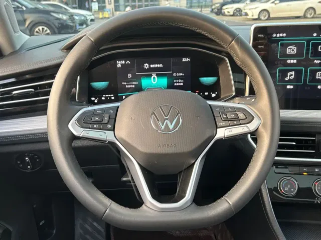 Volkswagen Sagitar — Фото автомобиля 6