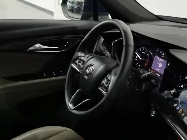 Buick Envision Plus — Фото автомобиля 22