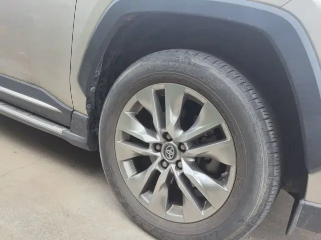 Toyota Wildlander — Фото автомобиля 24