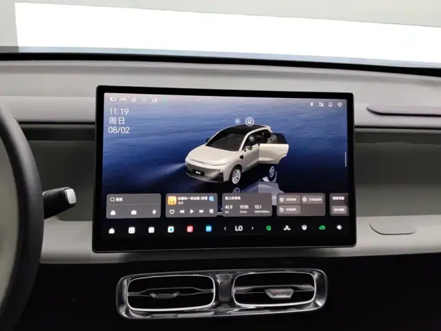 Leapmotor B10 — Фото автомобиля 13