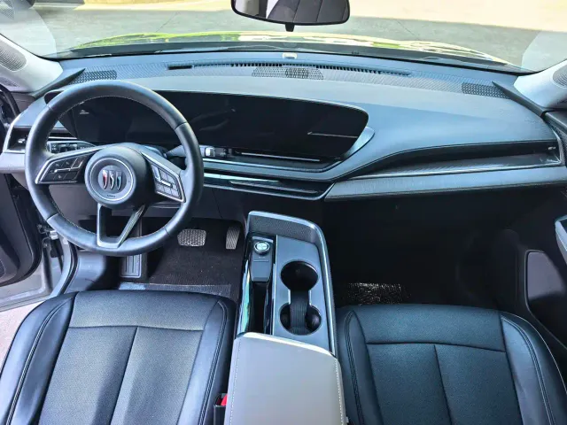 Buick E5 — Фото автомобиля 7