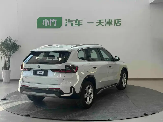BMW X1 — Фото автомобиля 5