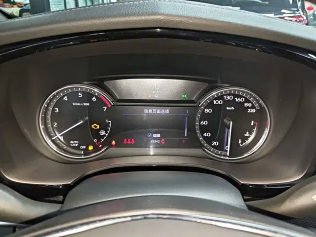 Cadillac XT5 — Фото автомобиля 11