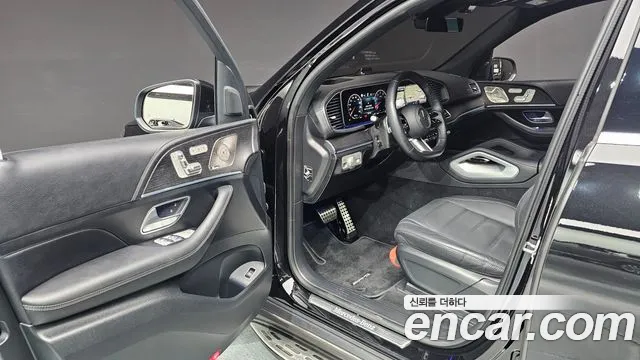 Mercedes-Benz GLS-Class — Фото автомобиля 9