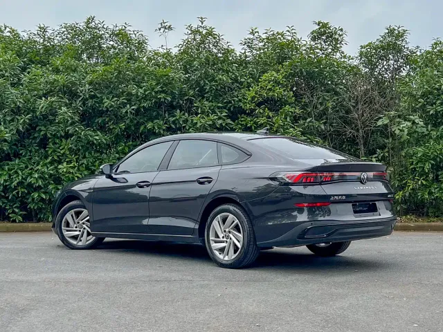 Volkswagen Lamando — Фото автомобиля 5