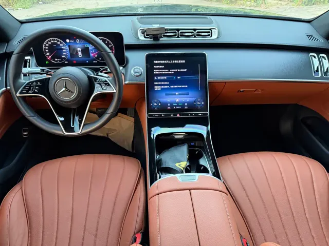 Mercedes-Benz S-Class — Фото автомобиля 10